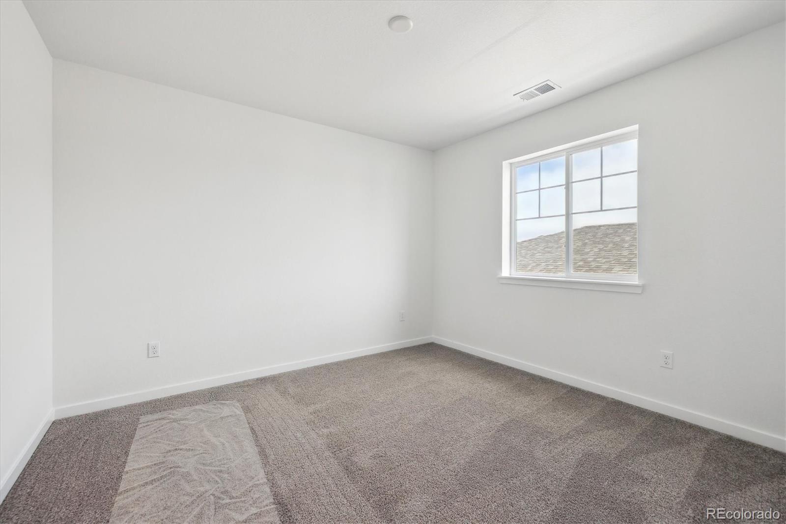 MLS Image #12 for 24748 e 40th avenue,aurora, Colorado