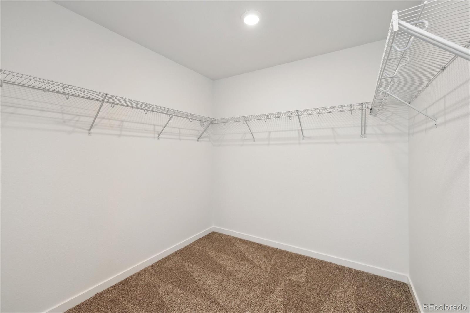 MLS Image #17 for 24748 e 40th avenue,aurora, Colorado