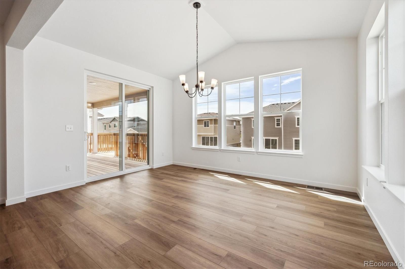 MLS Image #4 for 24748 e 40th avenue,aurora, Colorado