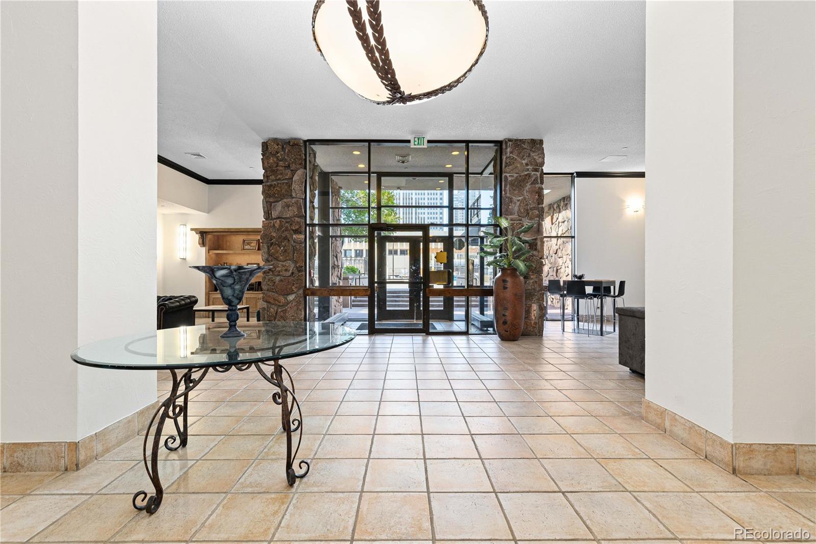 MLS Image #5 for 1020  15th street,denver, Colorado