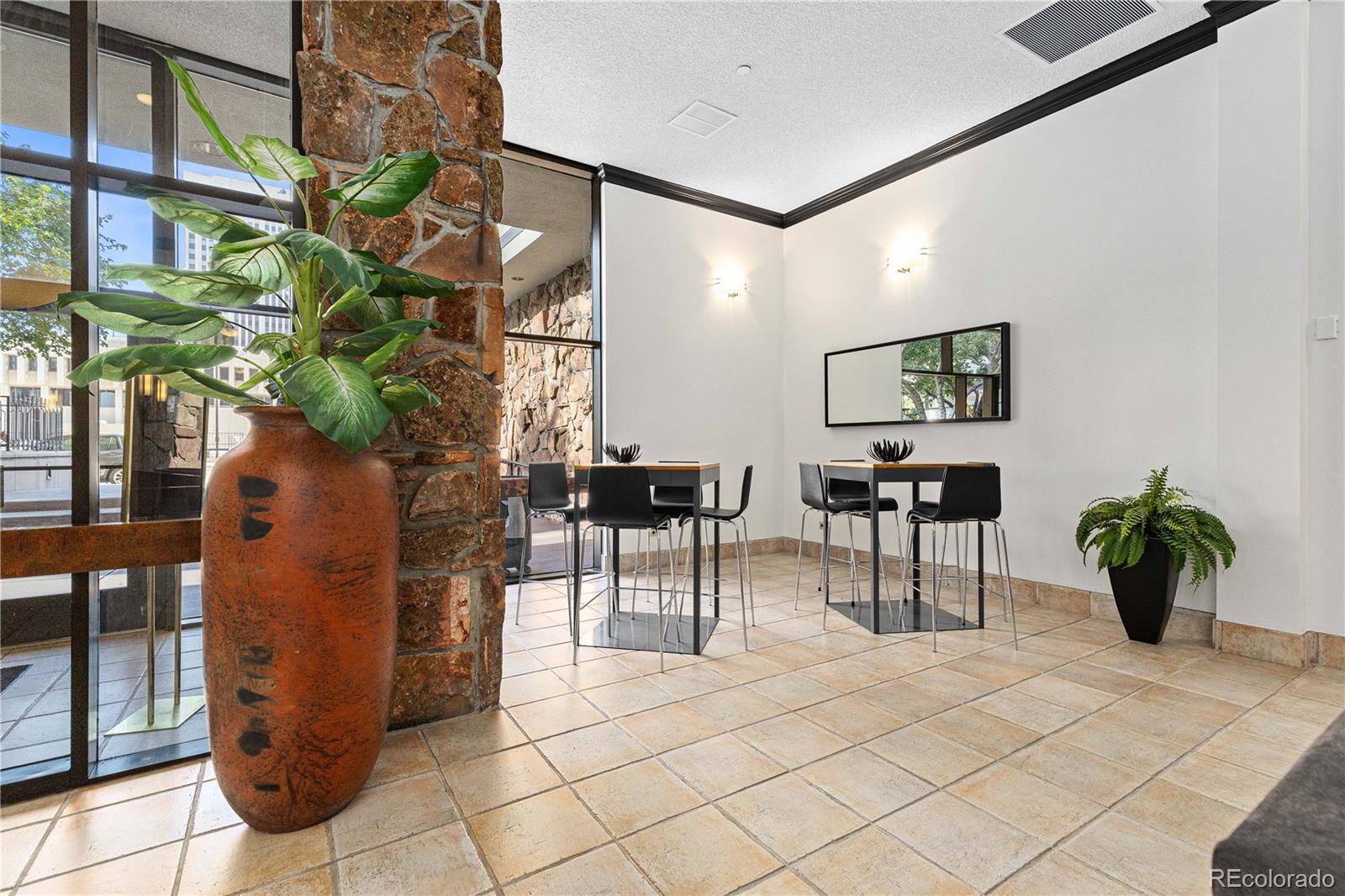 MLS Image #6 for 1020  15th street,denver, Colorado