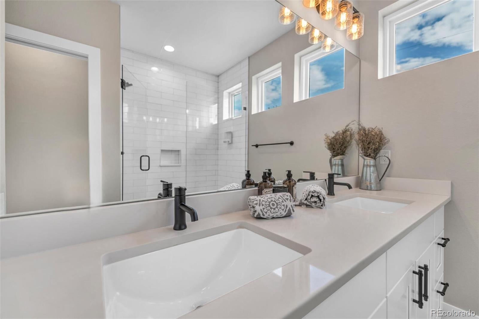 MLS Image #16 for 3219 w 19th avenue,denver, Colorado
