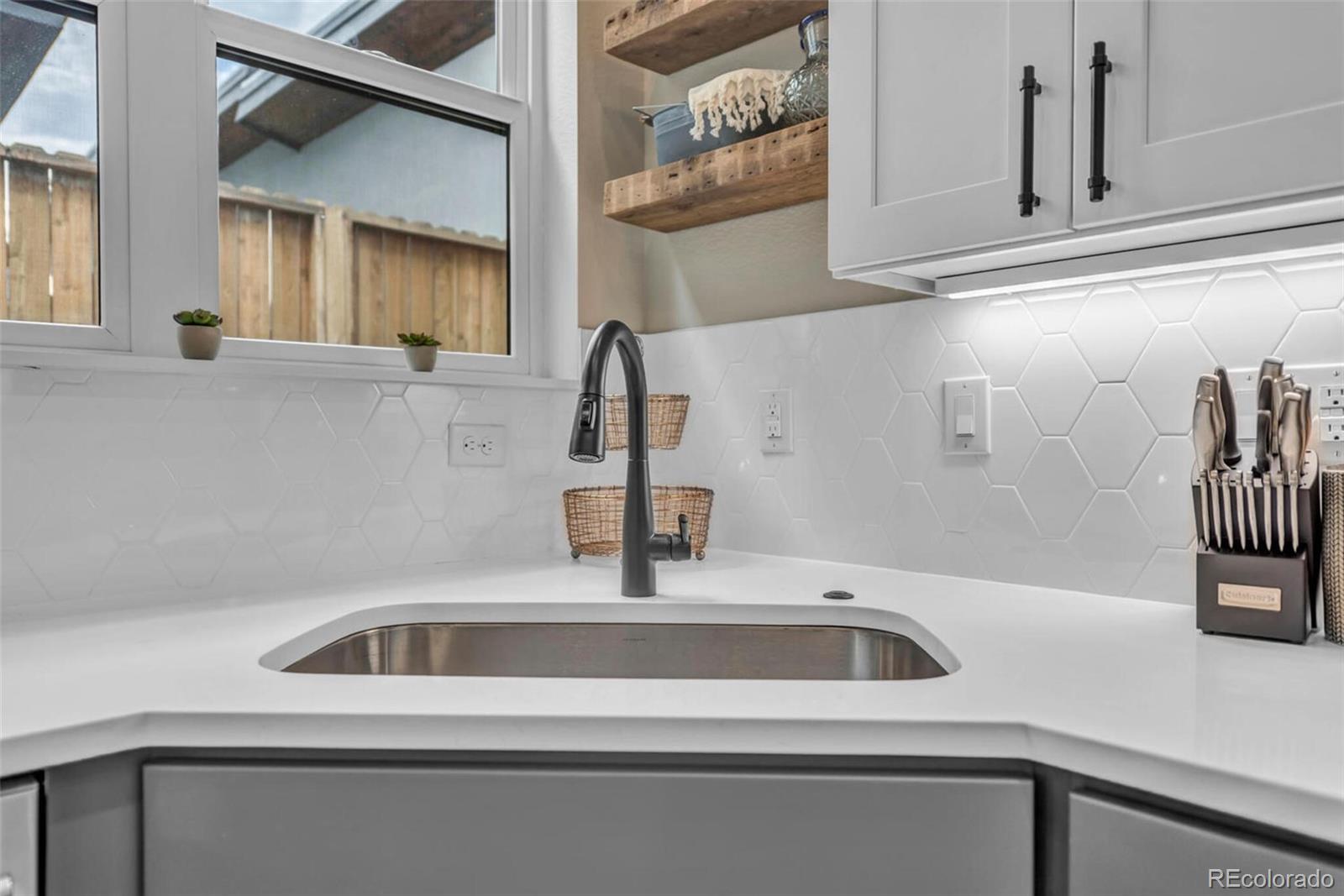 MLS Image #6 for 3219 w 19th avenue,denver, Colorado