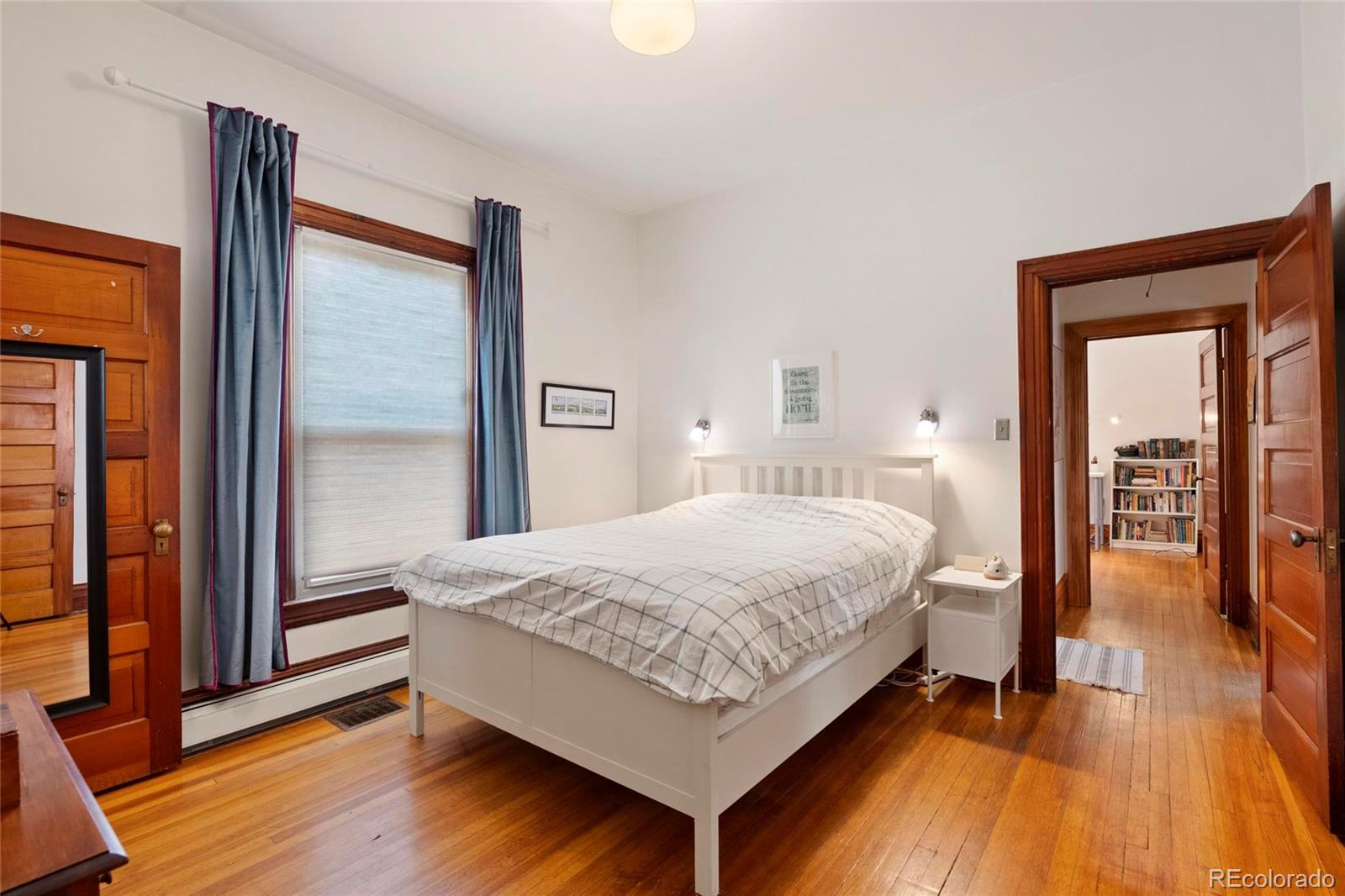 MLS Image #11 for 328 s lincoln street,denver, Colorado