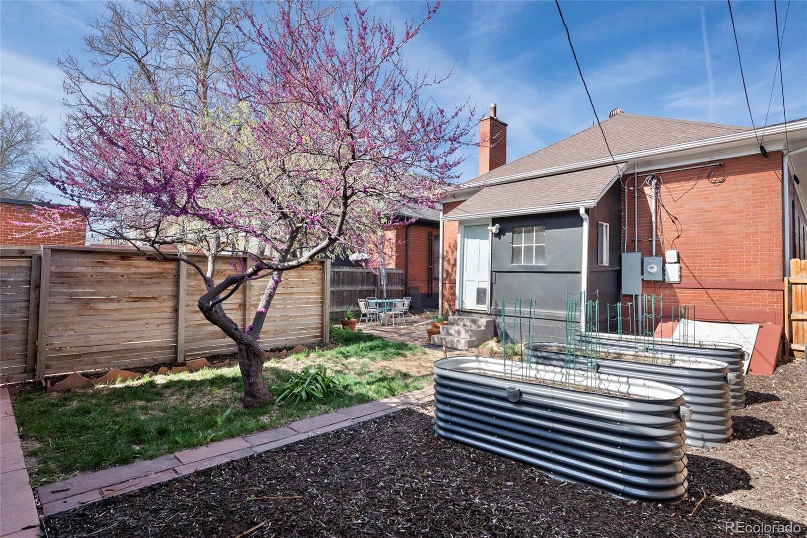 MLS Image #30 for 328 s lincoln street,denver, Colorado