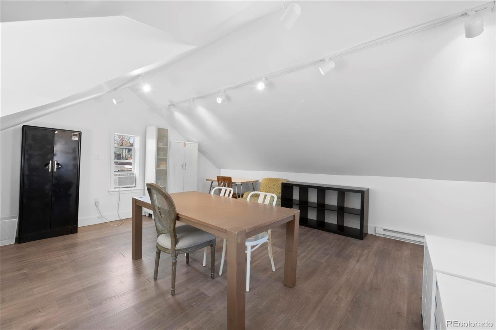 MLS Image #37 for 328 s lincoln street,denver, Colorado