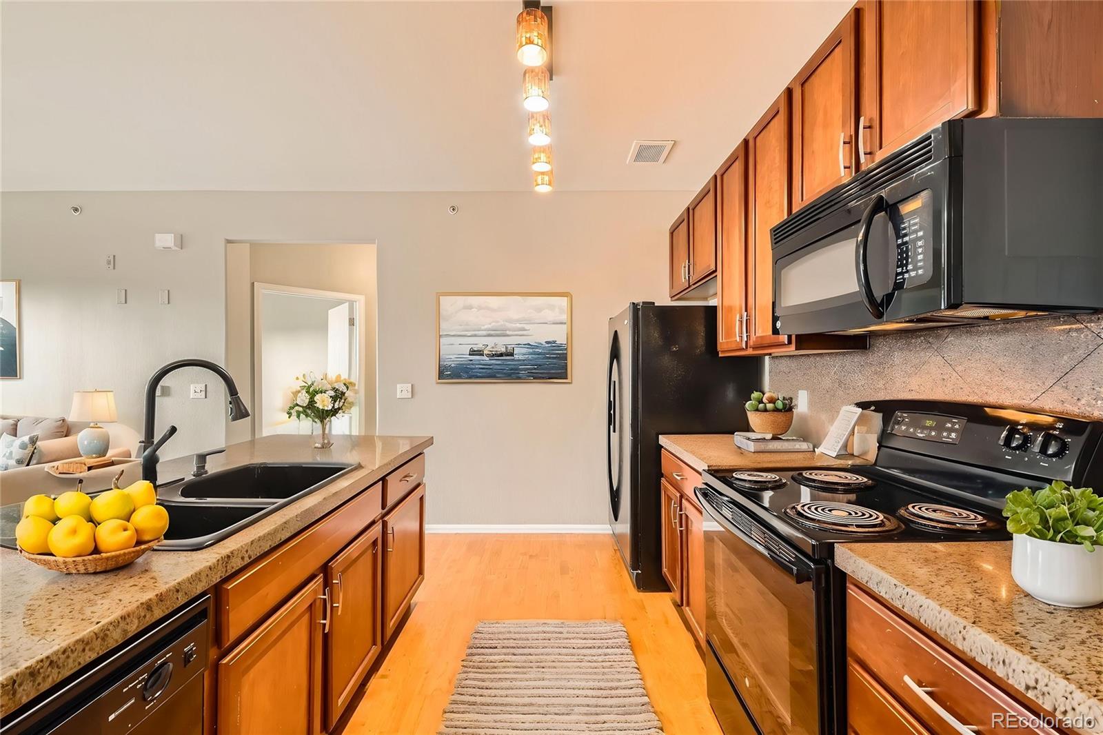 MLS Image #4 for 2705 s danube way,aurora, Colorado