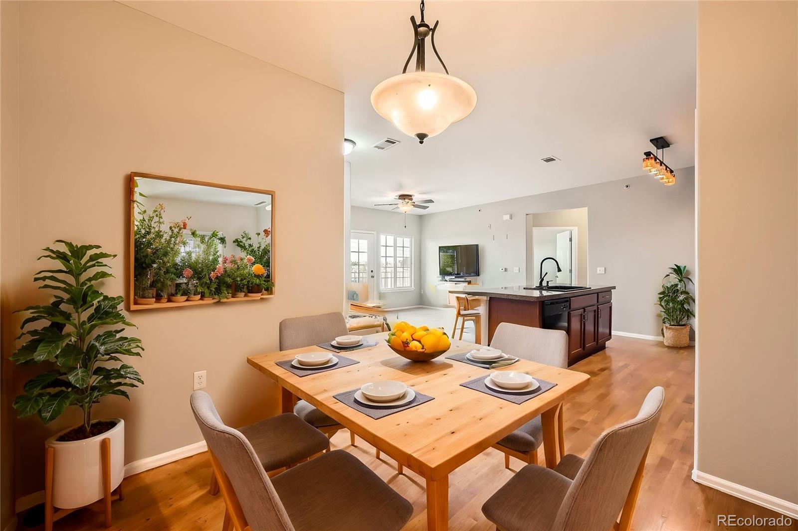 MLS Image #7 for 2705 s danube way,aurora, Colorado