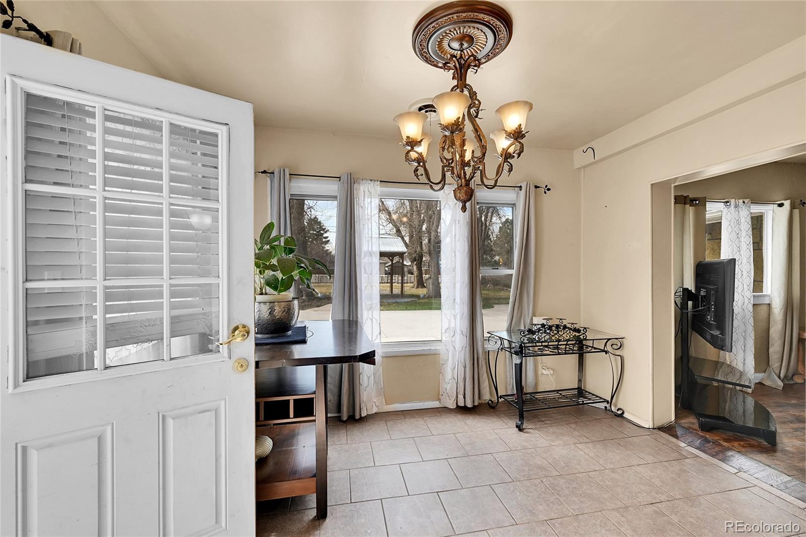 MLS Image #5 for 7060  holly street,commerce city, Colorado