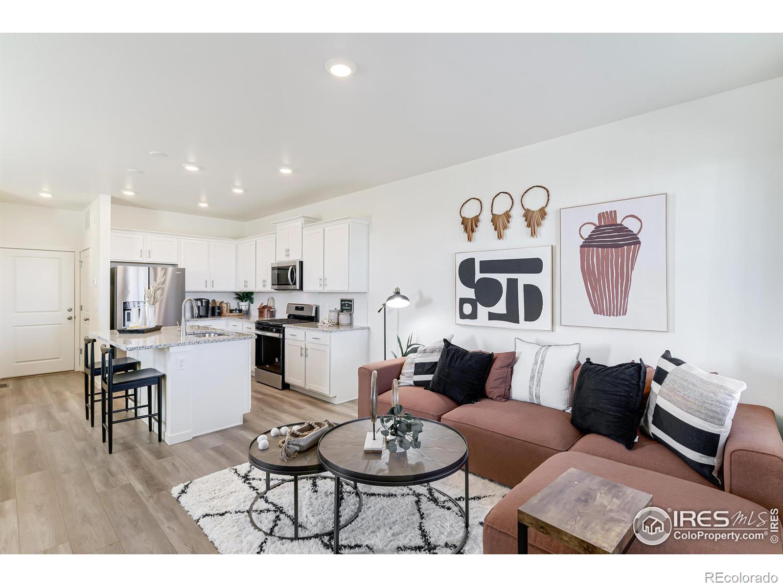 MLS Image #2 for 956  andrews crest drive,berthoud, Colorado