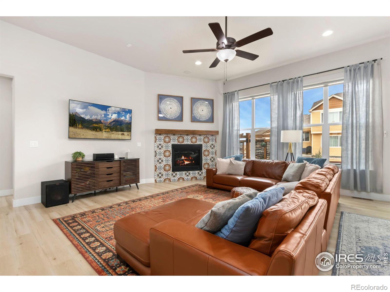 MLS Image #6 for 2156  setting sun drive,windsor, Colorado