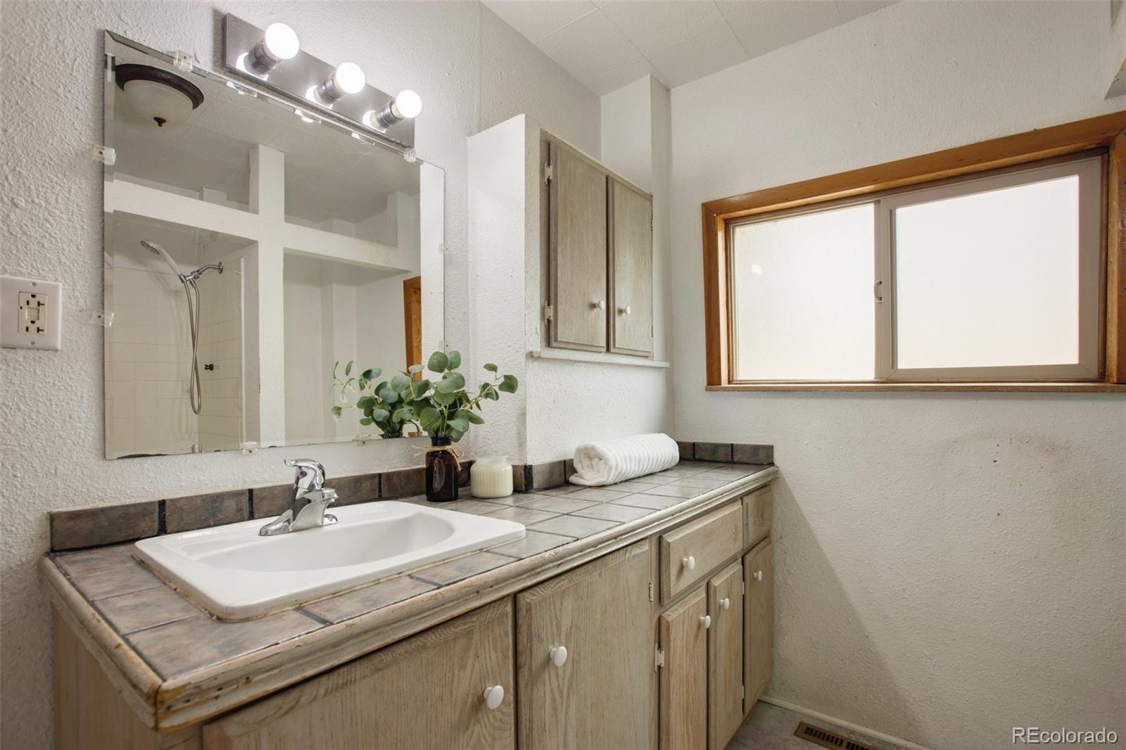 MLS Image #18 for 332  greenwood avenue,canon city, Colorado