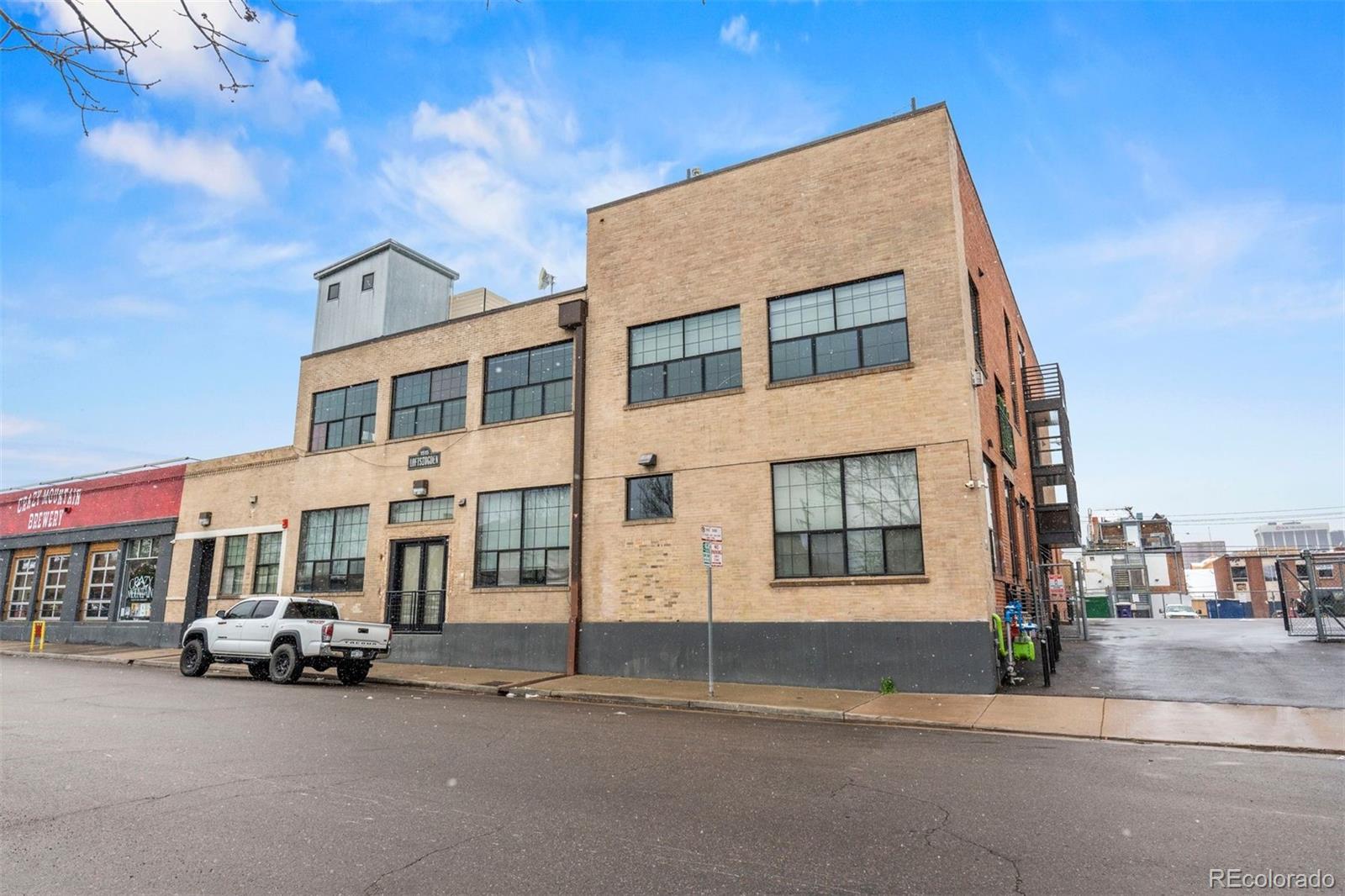 MLS Image #22 for 1515 n ogden street,denver, Colorado