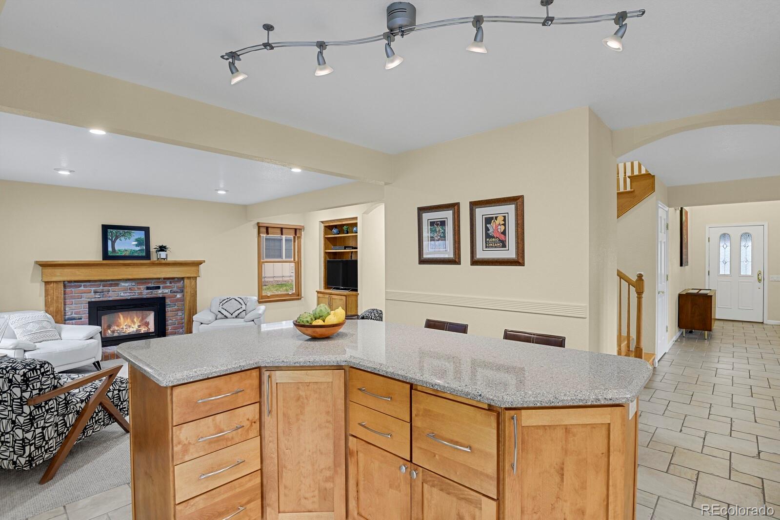 MLS Image #10 for 7882 s valentia way,centennial, Colorado