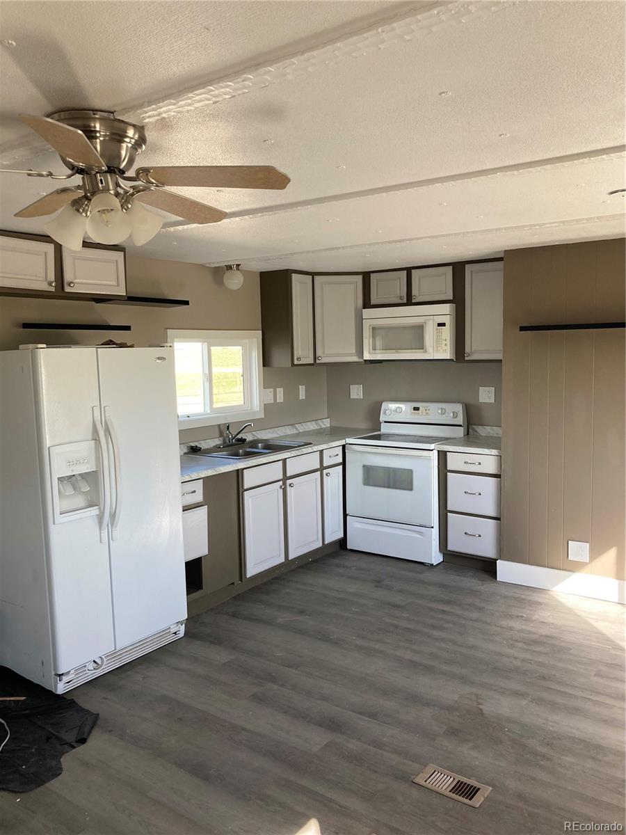 MLS Image #15 for 17401  county road 23 ,vona, Colorado