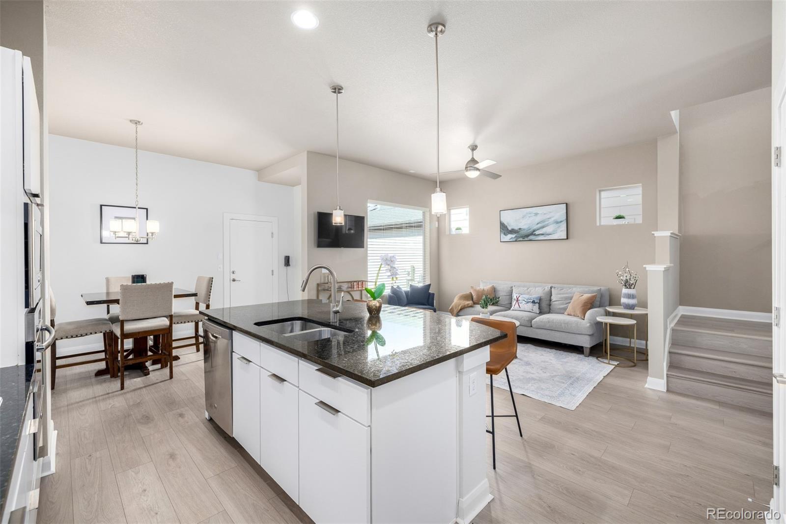 MLS Image #10 for 1928 w 67th place,denver, Colorado