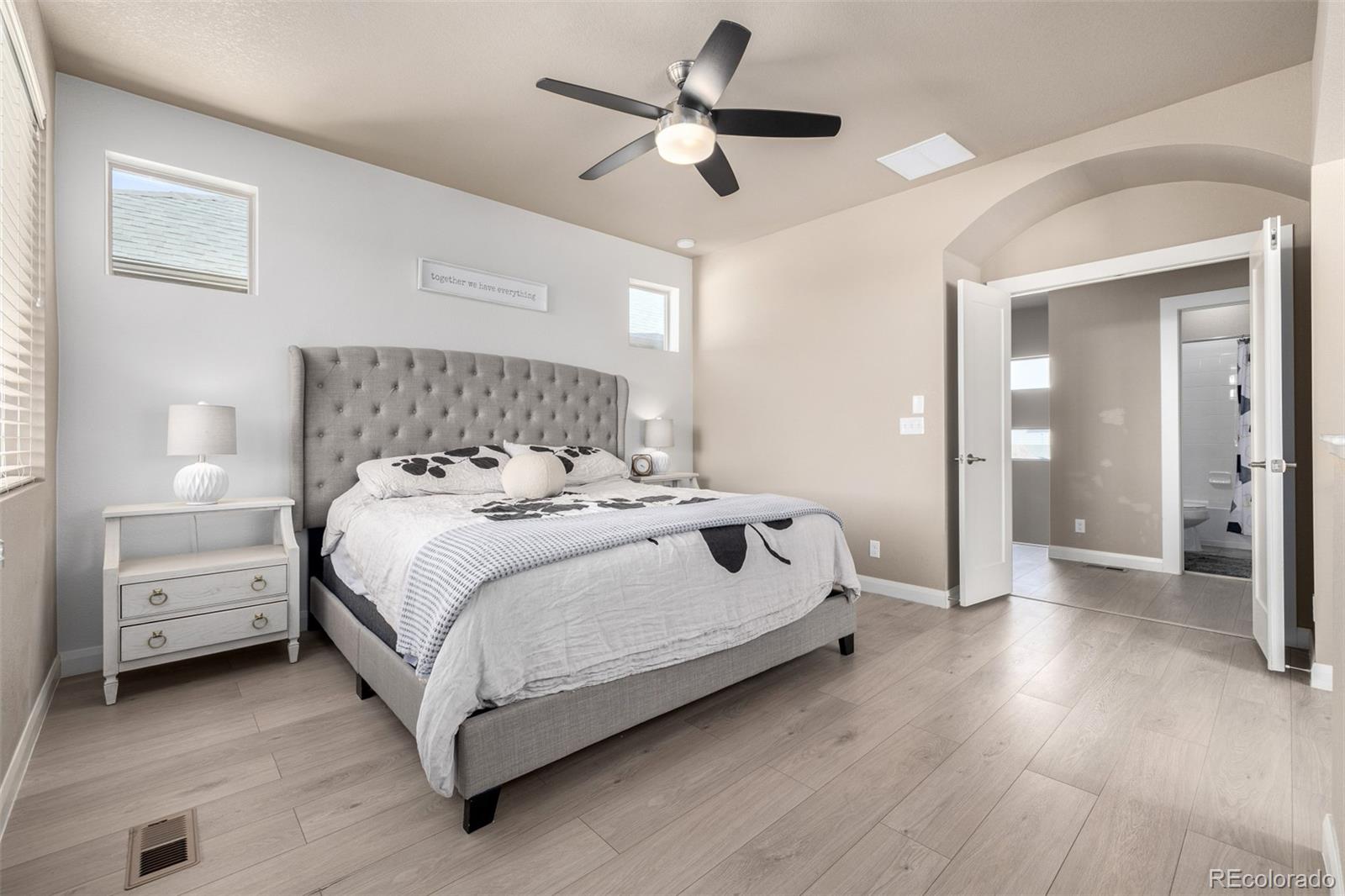 MLS Image #21 for 1928 w 67th place,denver, Colorado