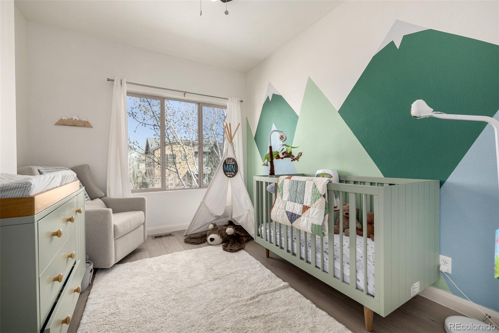 MLS Image #28 for 1928 w 67th place,denver, Colorado