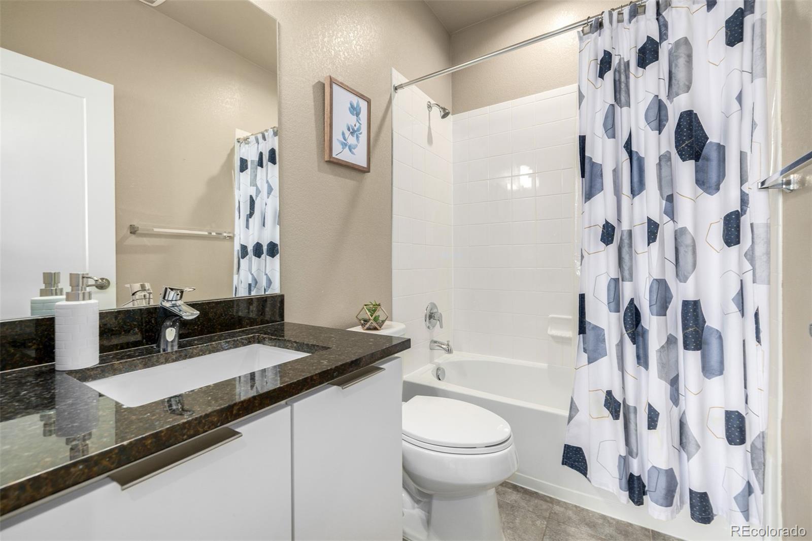 MLS Image #30 for 1928 w 67th place,denver, Colorado