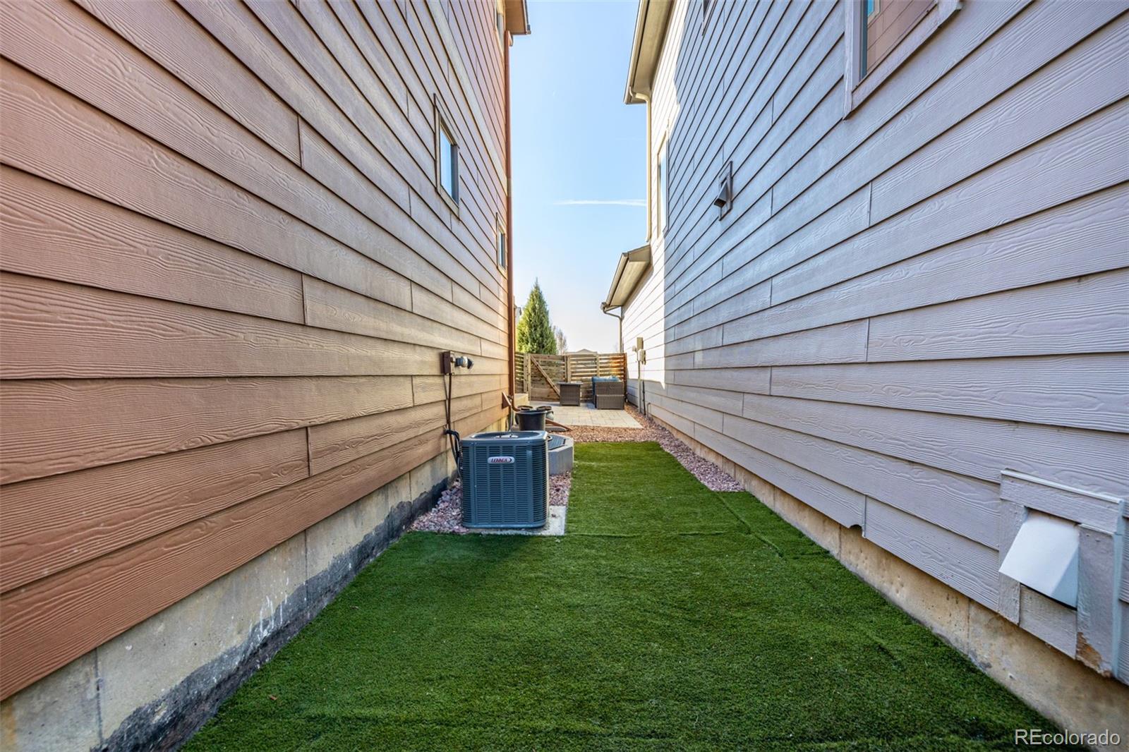 MLS Image #36 for 1928 w 67th place,denver, Colorado
