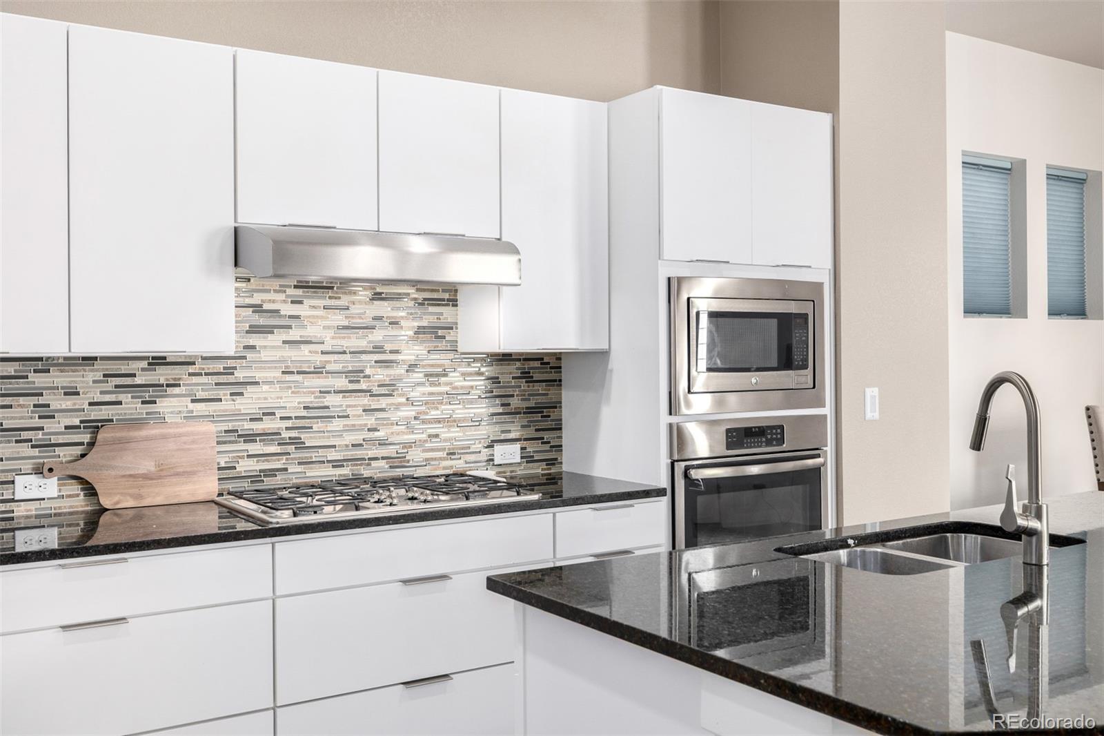 MLS Image #9 for 1928 w 67th place,denver, Colorado