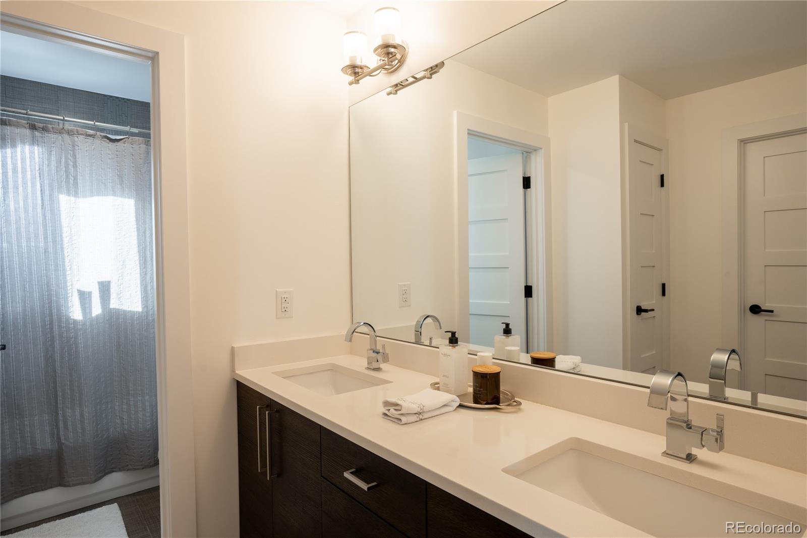 MLS Image #16 for 3600 n pecos street,denver, Colorado