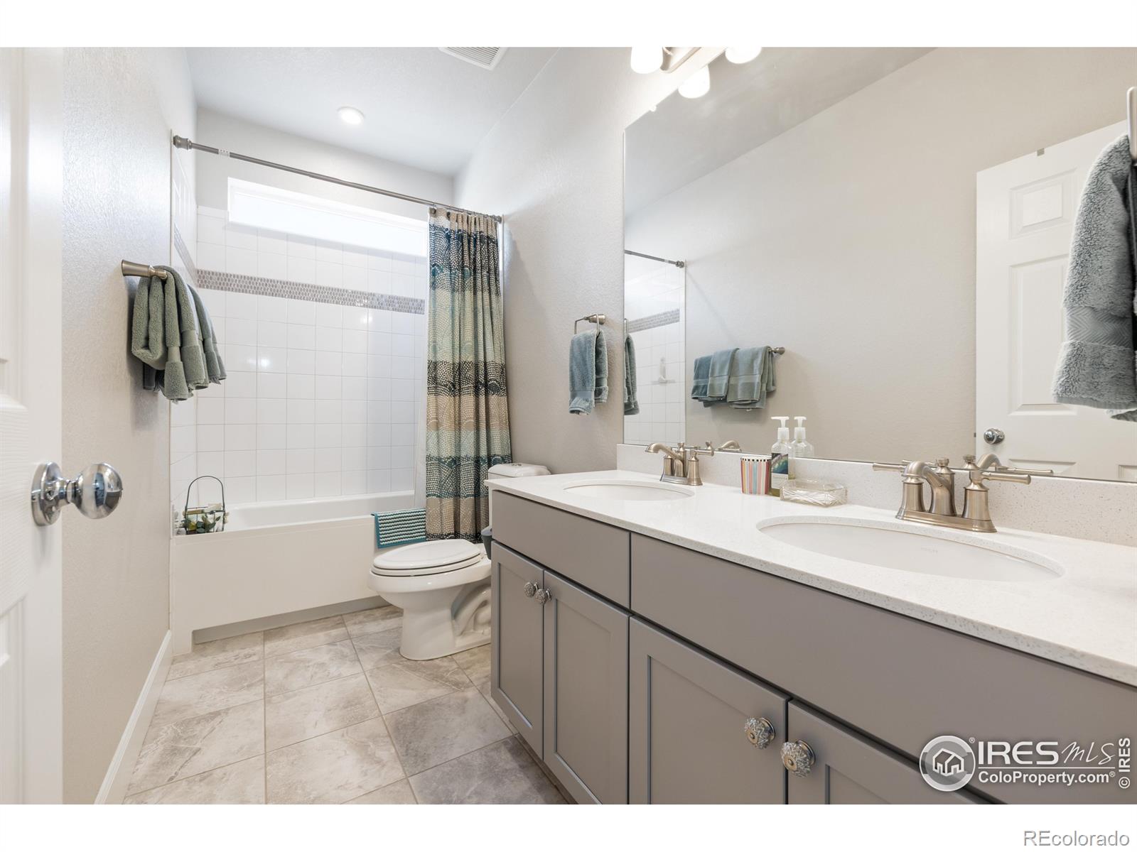 MLS Image #27 for 1863  pioneer circle,lafayette, Colorado