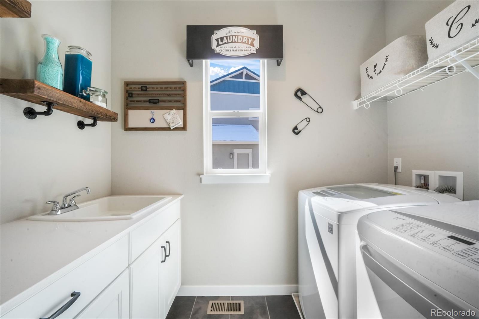 MLS Image #16 for 16224  sunrise glory lane,colorado springs, Colorado