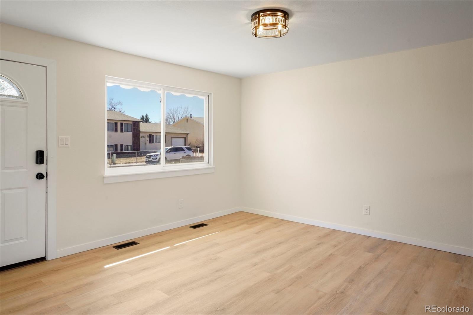 MLS Image #6 for 2118 s el paso avenue,colorado springs, Colorado