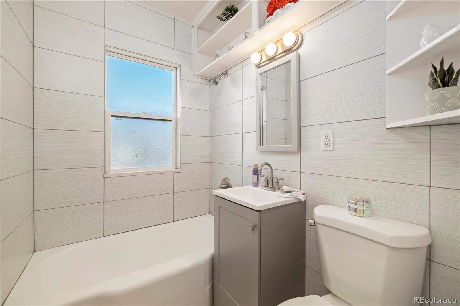 MLS Image #11 for 2570  jay street,edgewater, Colorado