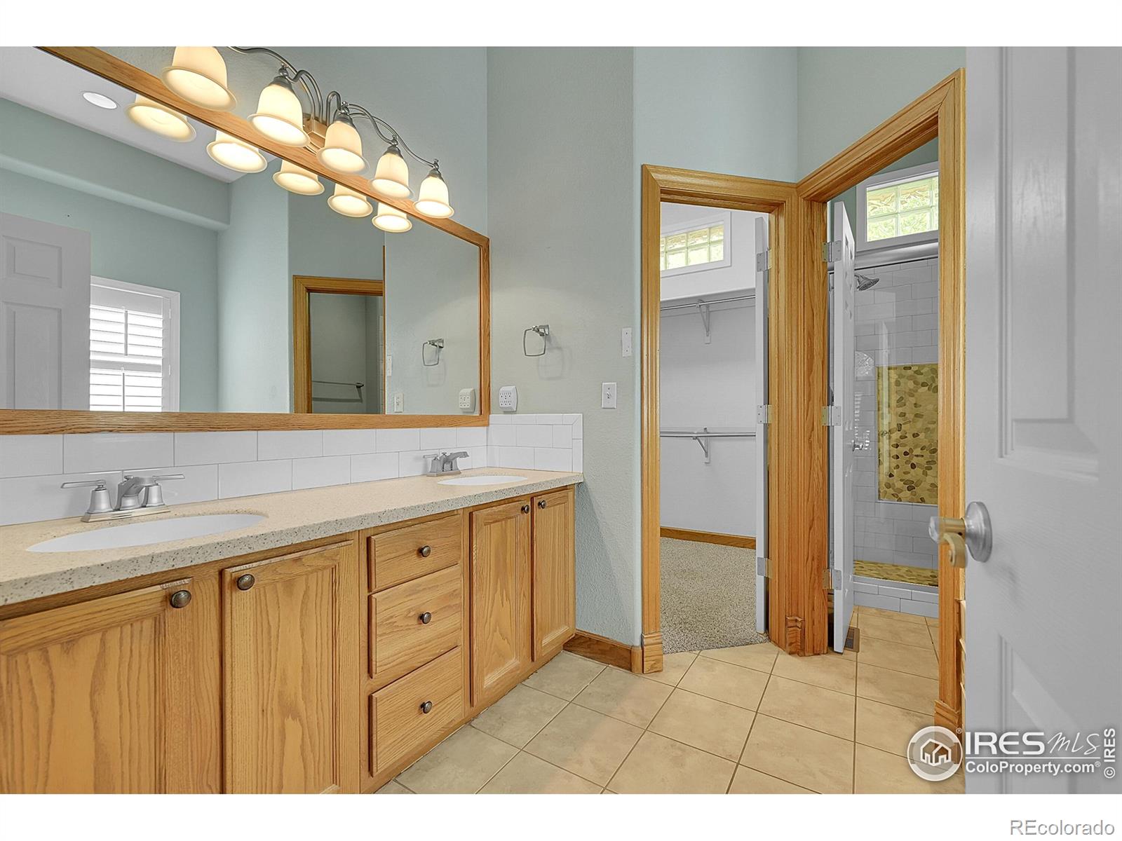 MLS Image #18 for 828  52nd avenue,greeley, Colorado