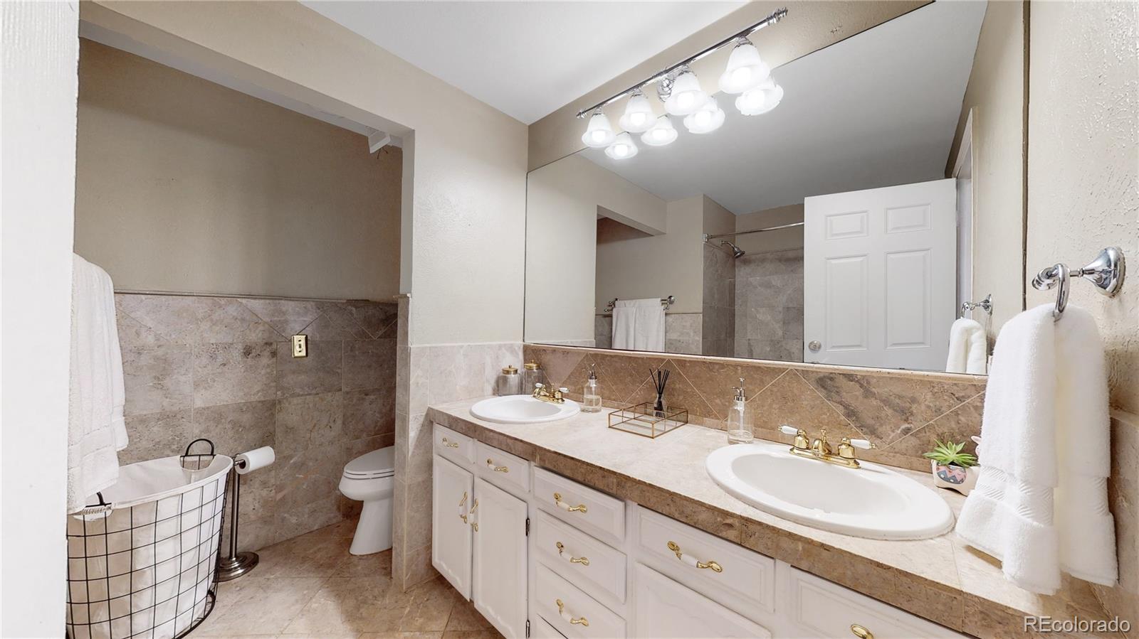 MLS Image #10 for 7214 s kendall court,littleton, Colorado