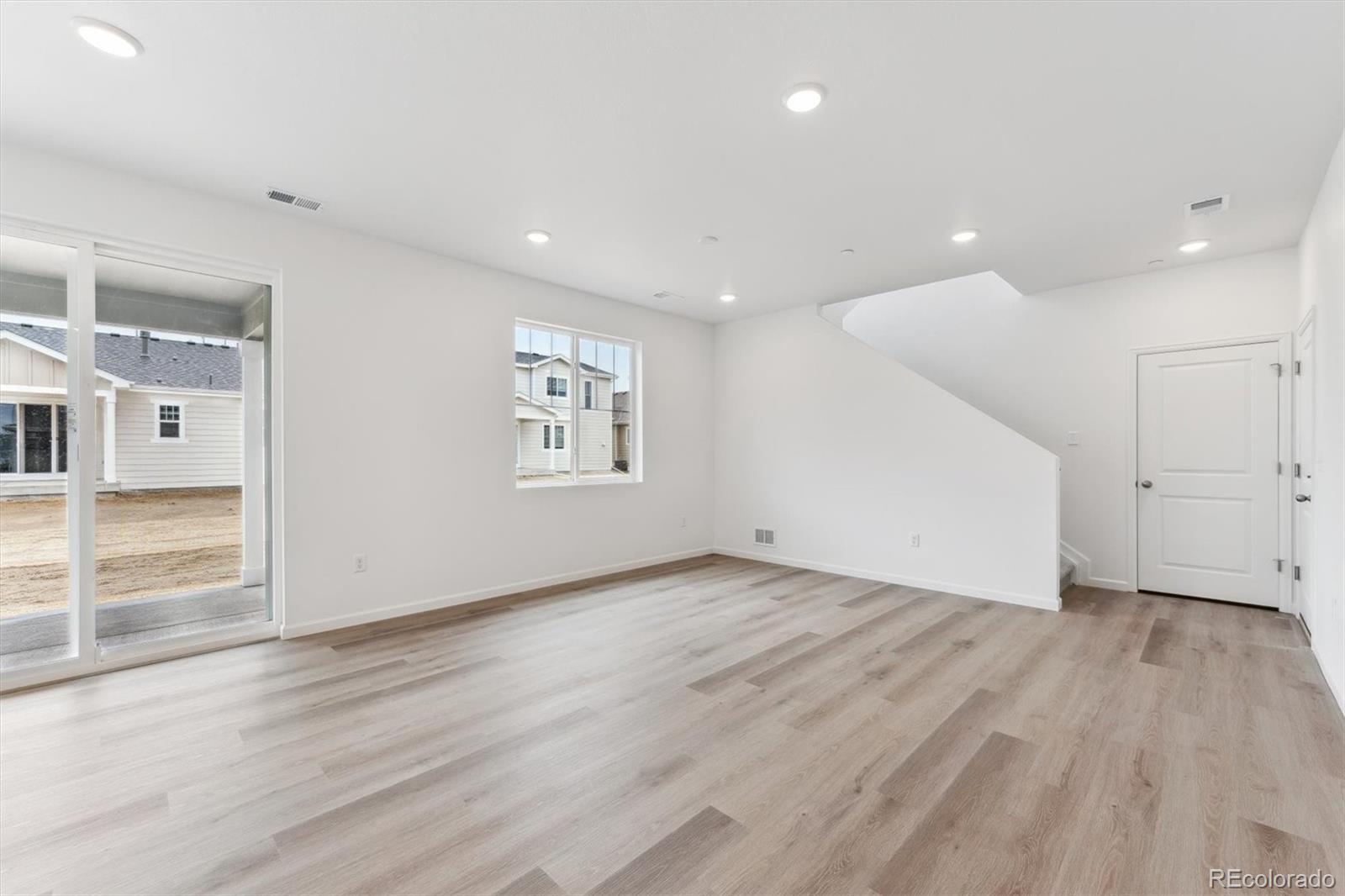 MLS Image #7 for 9692  cathay street,commerce city, Colorado