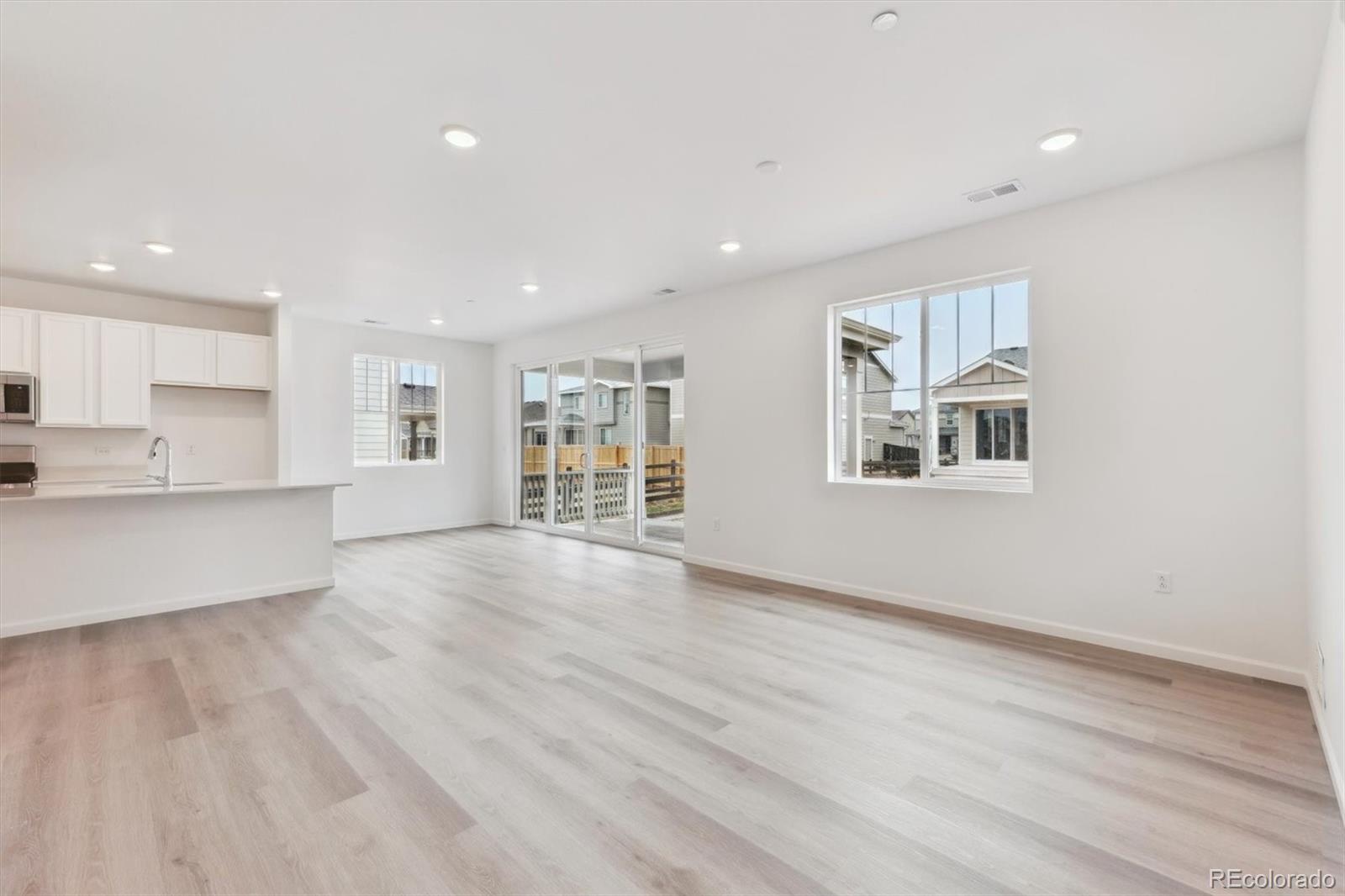MLS Image #8 for 9692  cathay street,commerce city, Colorado