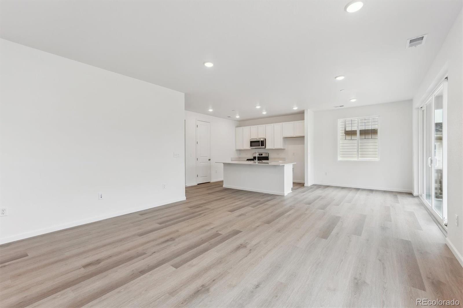 MLS Image #9 for 9692  cathay street,commerce city, Colorado