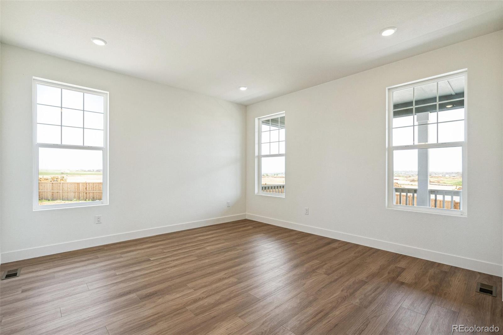 MLS Image #19 for 6384 e 154th place,thornton, Colorado