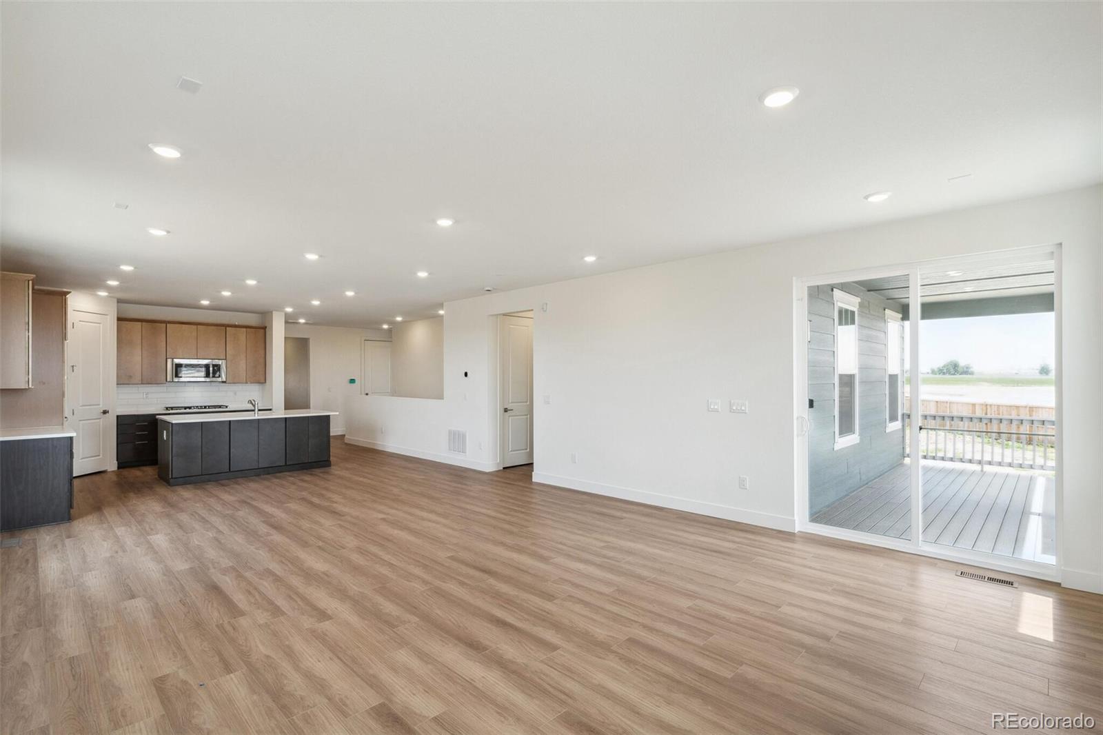 MLS Image #2 for 6384 e 154th place,thornton, Colorado