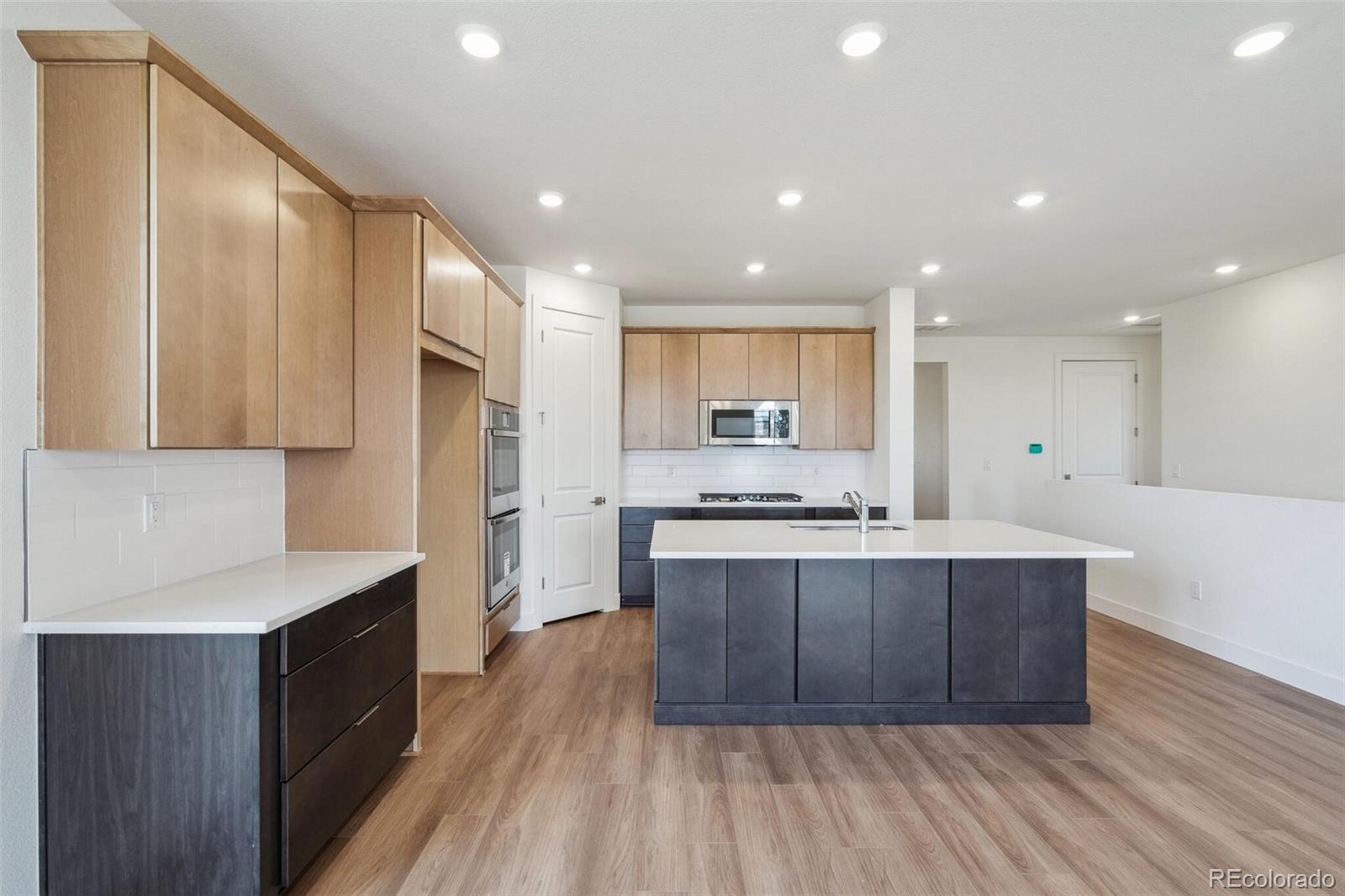 MLS Image #9 for 6384 e 154th place,thornton, Colorado