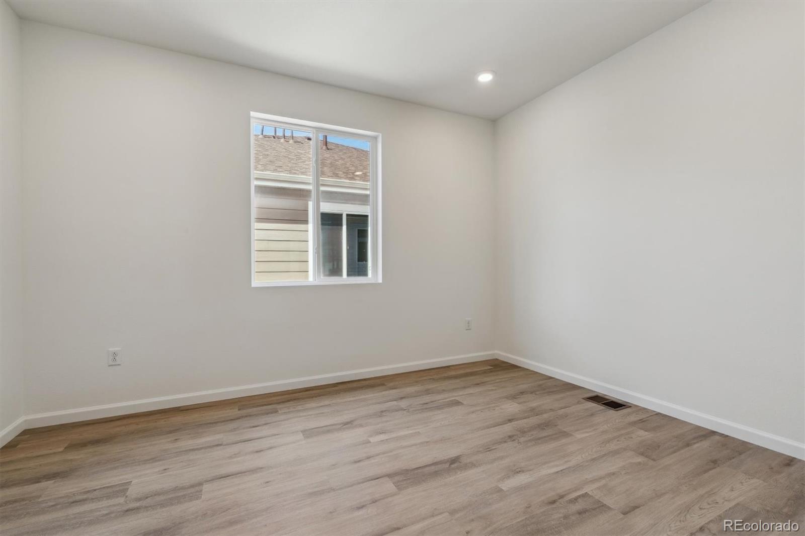 MLS Image #3 for 9660  cathay street,commerce city, Colorado
