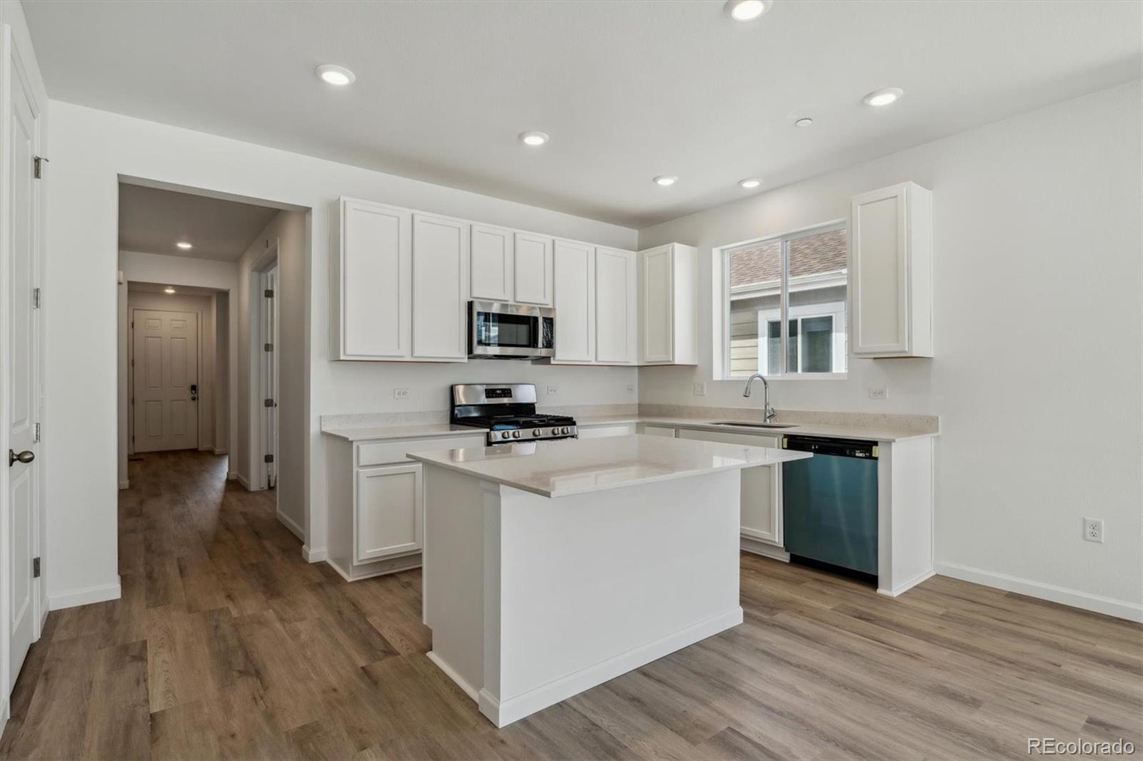 MLS Image #8 for 9660  cathay street,commerce city, Colorado