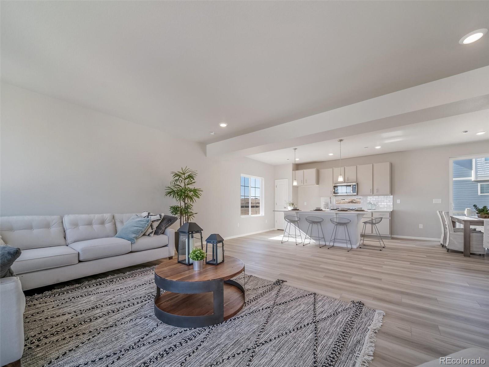MLS Image #10 for 22083 e 38th place,aurora, Colorado