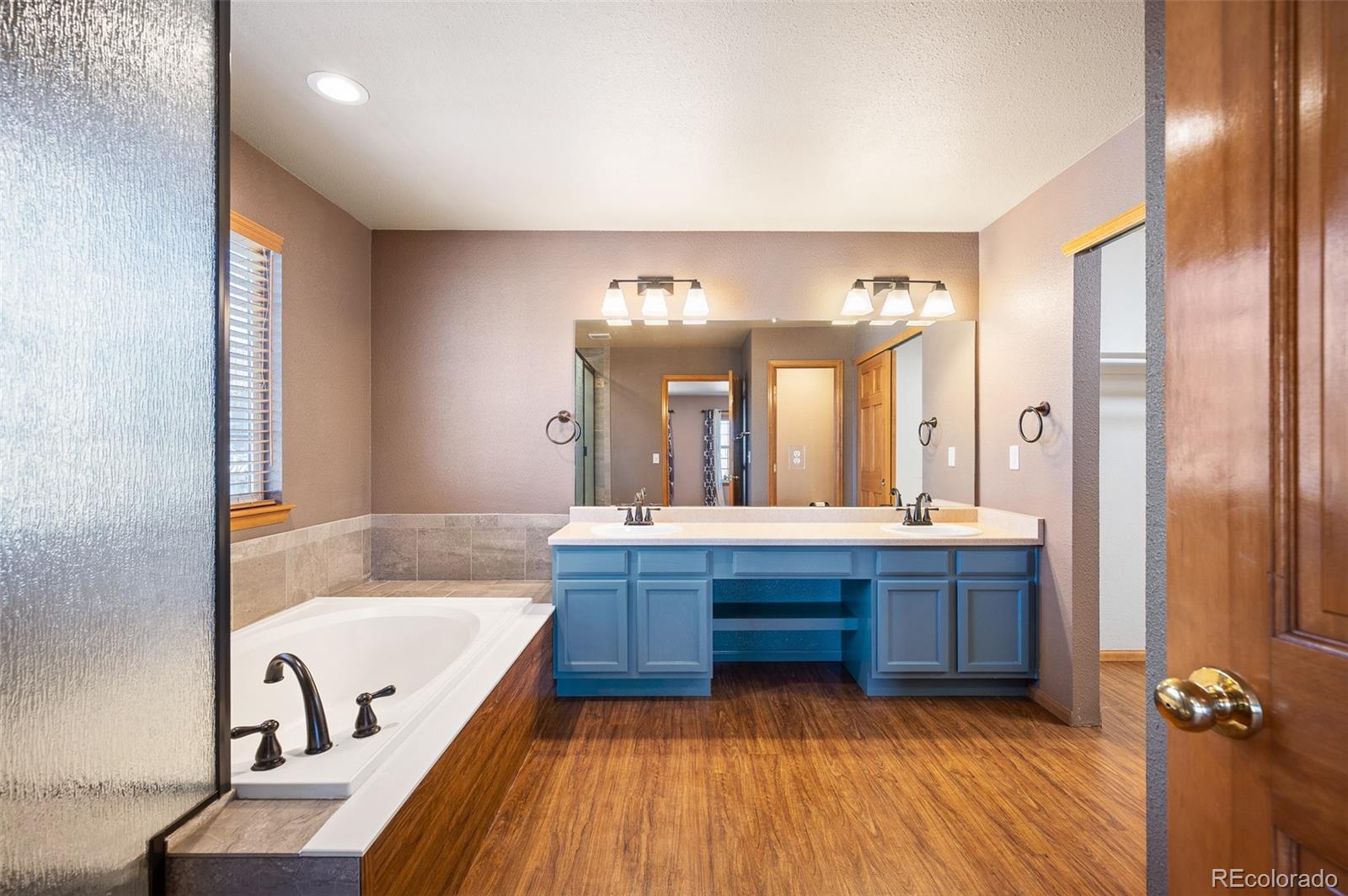 MLS Image #14 for 10512  cimarron street,longmont, Colorado