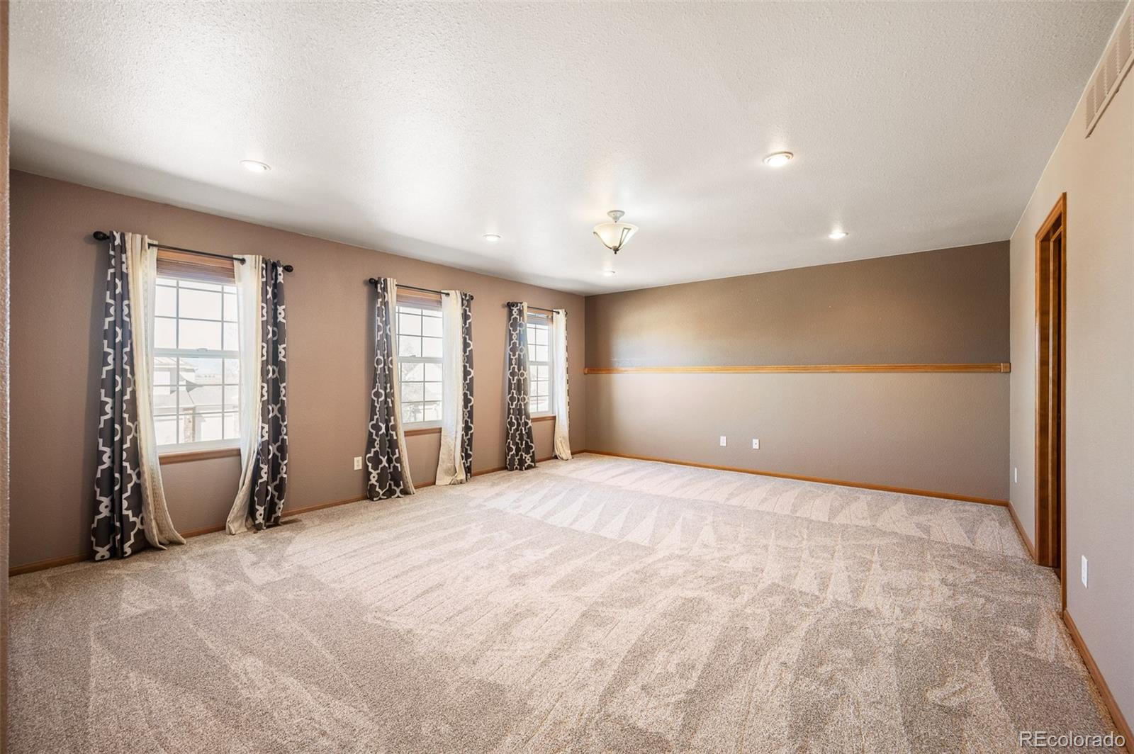 MLS Image #18 for 10512  cimarron street,longmont, Colorado
