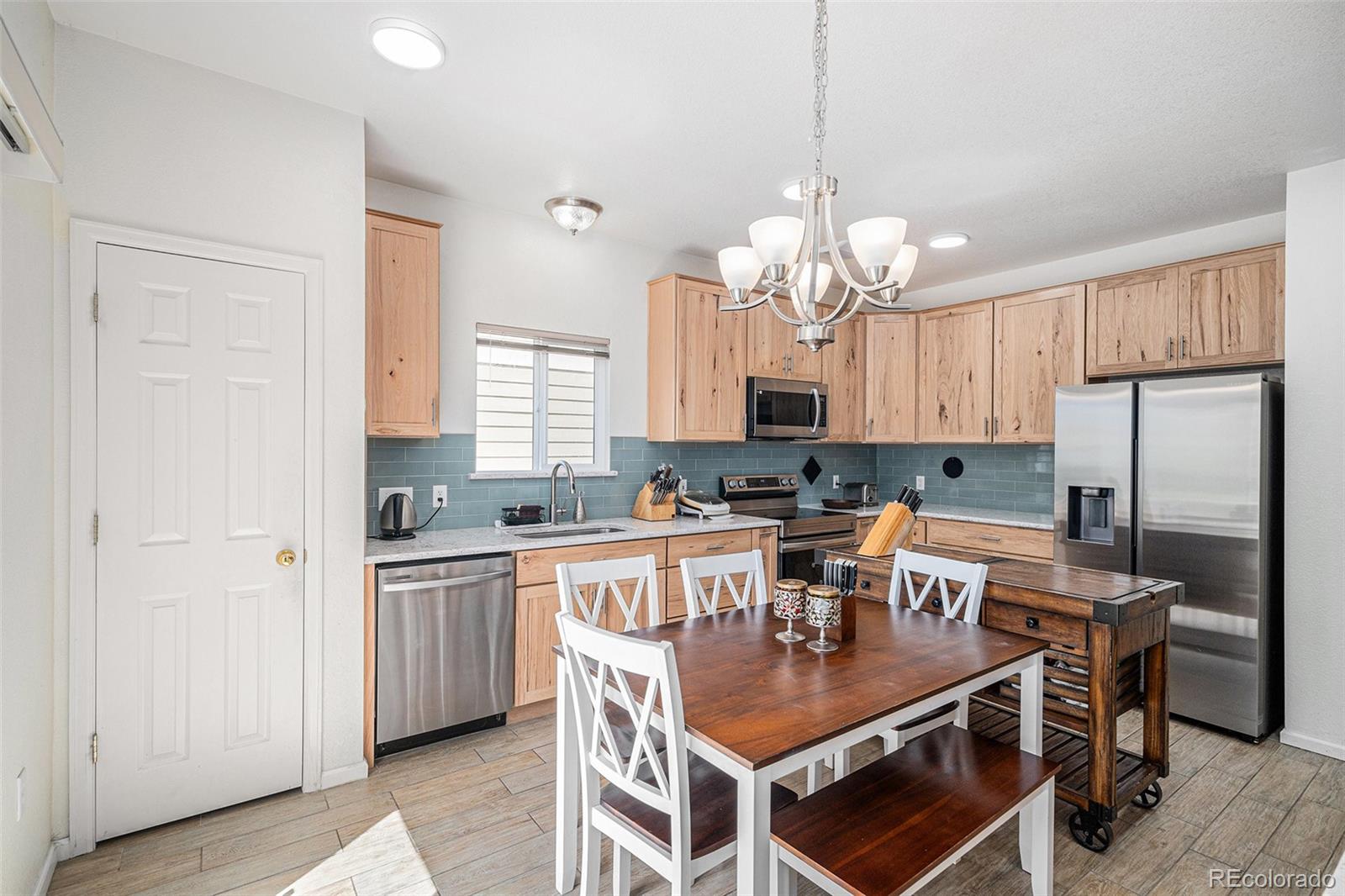 MLS Image #5 for 19628 e 58th place,aurora, Colorado