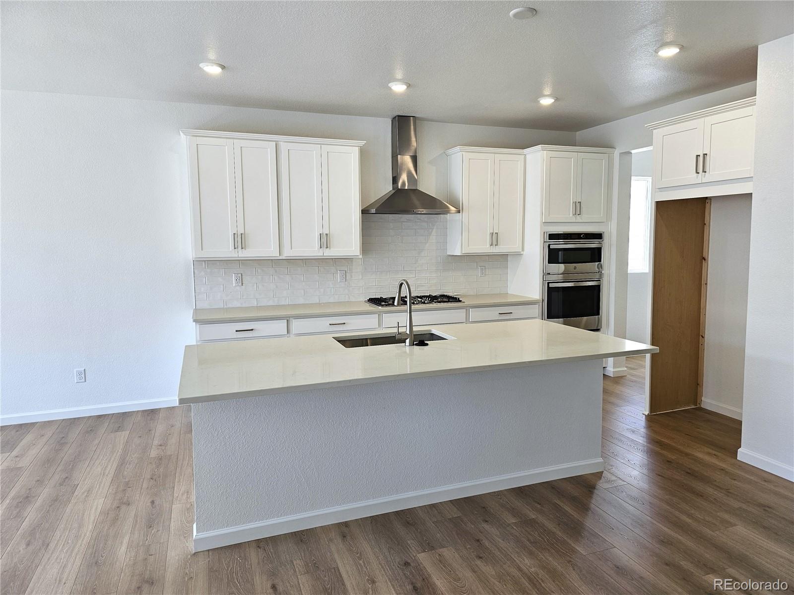 CMA Image for 17146 W 92nd Loop,Arvada, Colorado