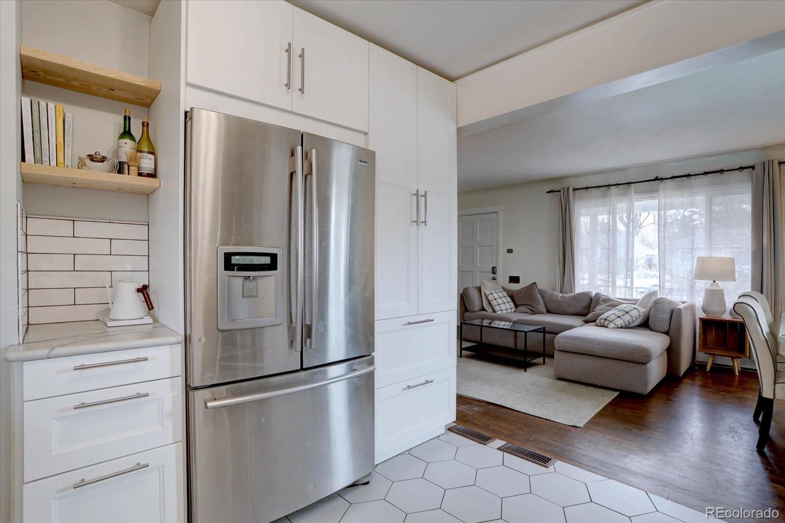 MLS Image #3 for 5191 s logan street,littleton, Colorado