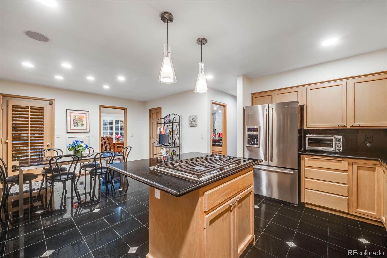 MLS Image #19 for 2777 s elmira street,denver, Colorado