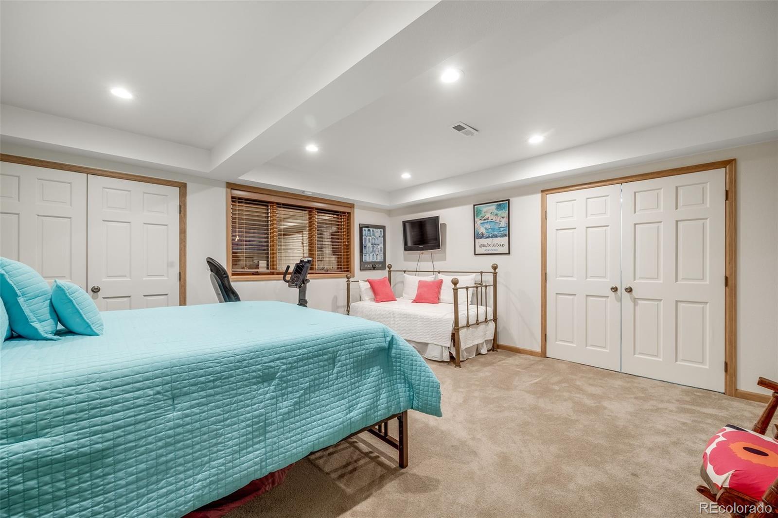 MLS Image #35 for 2777 s elmira street,denver, Colorado