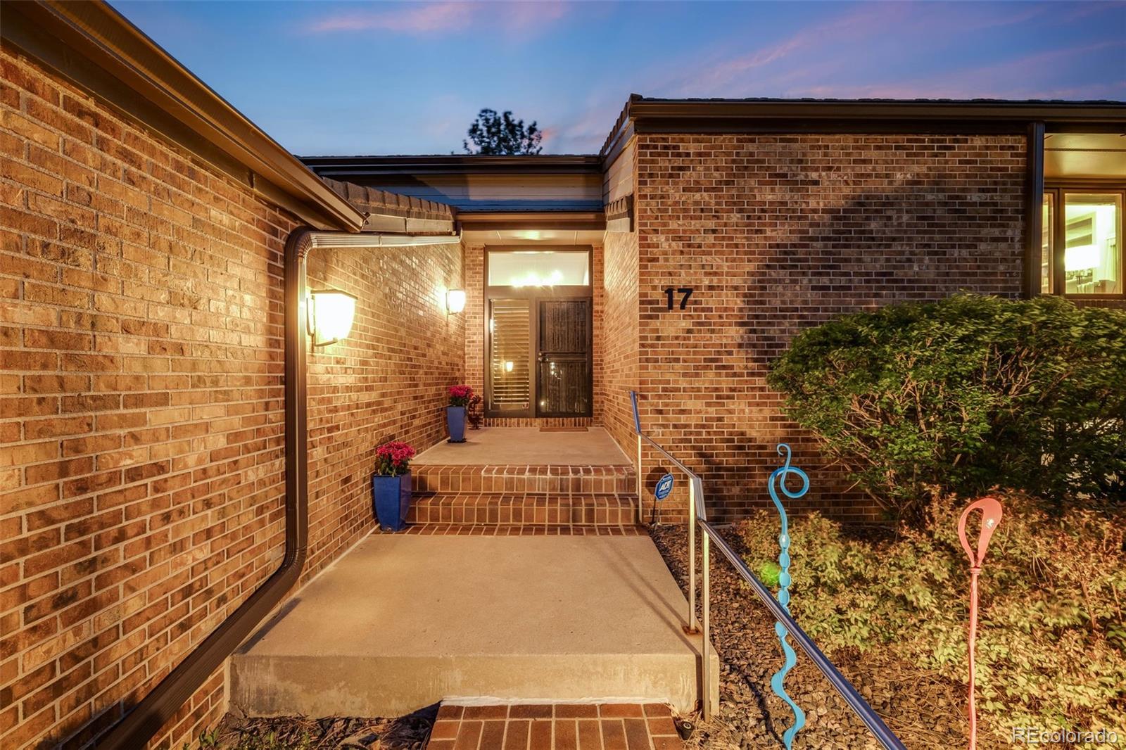 MLS Image #5 for 2777 s elmira street,denver, Colorado