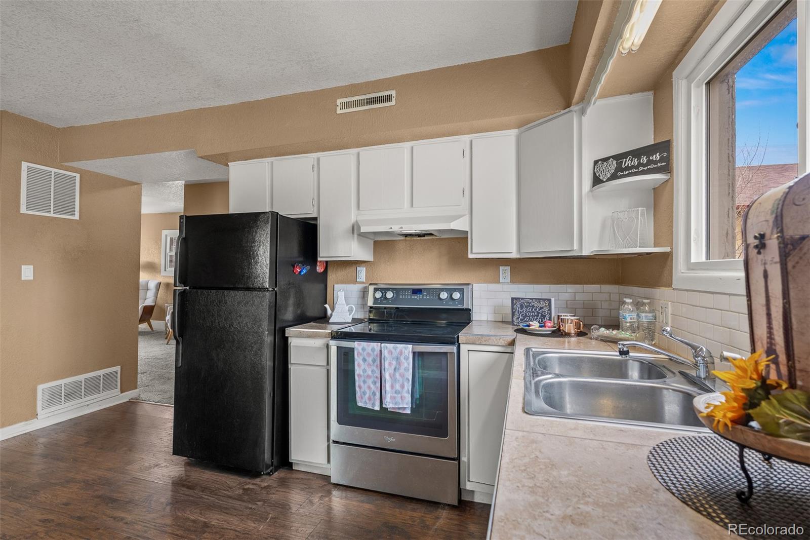 MLS Image #8 for 224 w mill street,colorado springs, Colorado